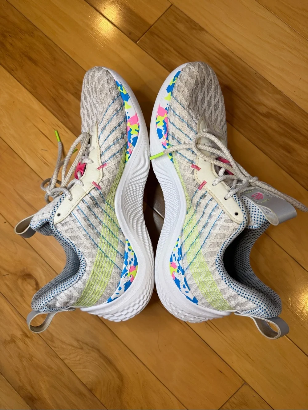 Under Armour Curry Splash Party Basketball Sneakers Sz 10 Tan Blue Pink VGUC